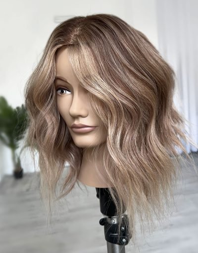 Group Salon Training Session: Upskill Your Team Transform your team’s skills with a bespoke, hands-on workshop designed to deliver stunning results. Learn my signature lived-in colour techniques, tailored to your team’s experience, and gain social media tips to showcase your work. Empower your team, elevate your services, and inspire confidence. Click now to start the transformation!